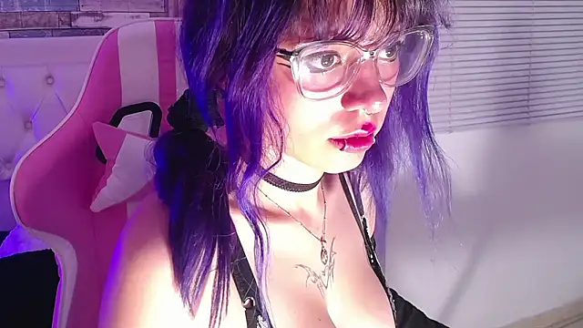 rihonna_hs8's Live XXX Chat