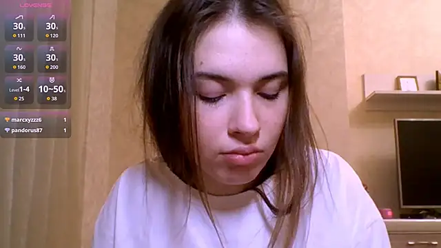 CeyaLier's Live XXX Chat