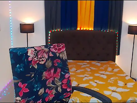 PlayfullOliviaTS webkamerás műsora