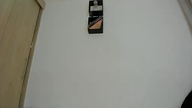 Nanny_11 Live XXX-Chat