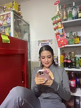 Sara_fun élő XXX-chatje