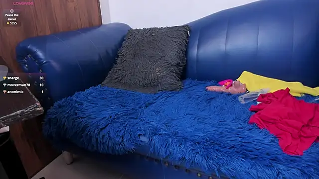 Mature_Skinny élő XXX-chatje