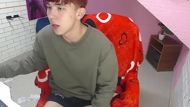 Chatroom XXX en direct de massimoferrera303av