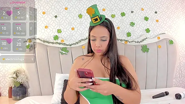 MarcelaCortes Chat XXX live