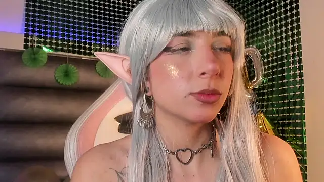 adhalee_jsn Live XXX chat