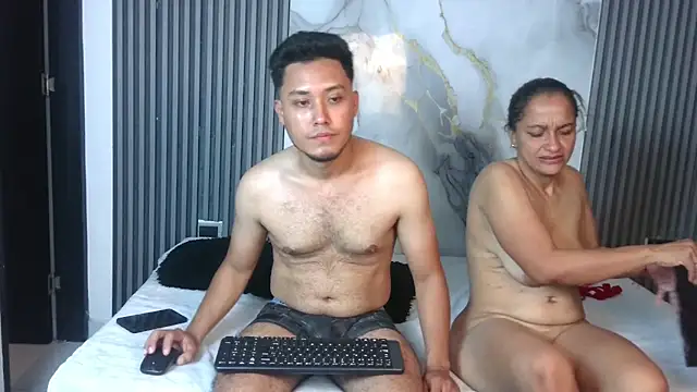 Chat XXX Live LunandCarlos