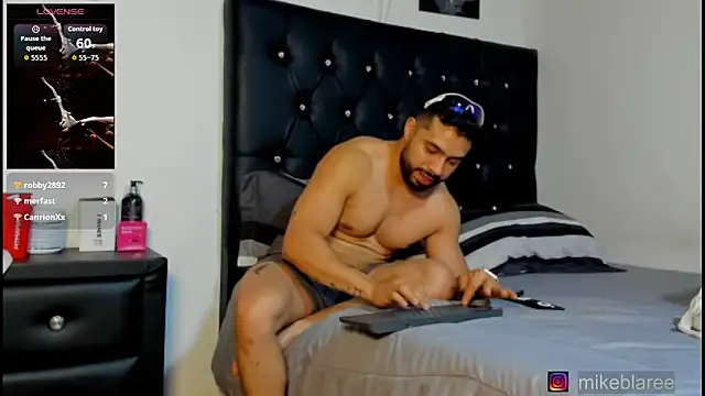 Chat XXX ao vivo de mikeblaree