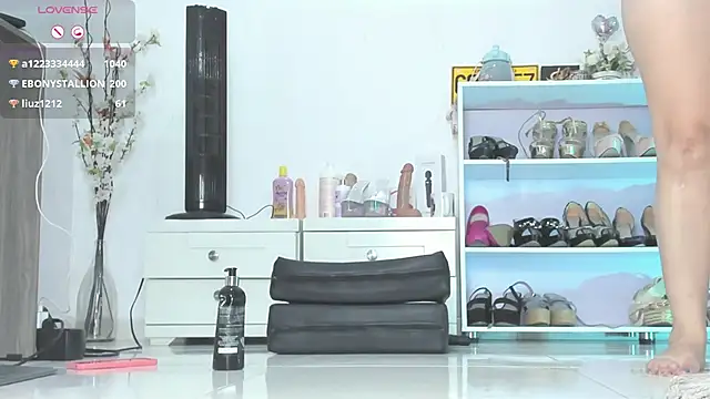 Alexia_Silver22 Live XXX-Chat