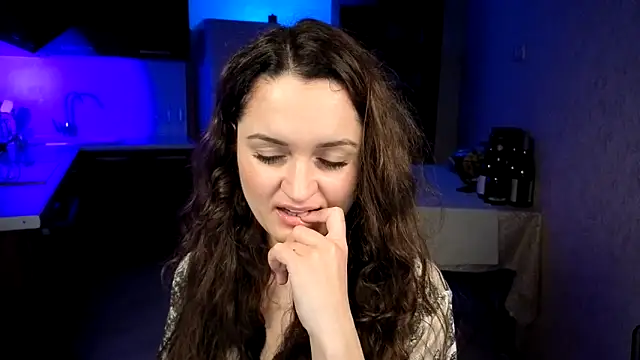 Cerann1 – Naživo XXX chat