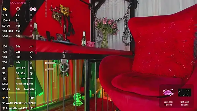 แชท XXX สดของ MistressAndre