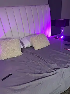 Cloy07's Live XXX Chat