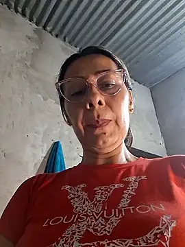 Mia-funny20のウェブカメラショー