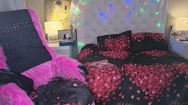 دردشة RoxalanaStar الجنسية المباشرة