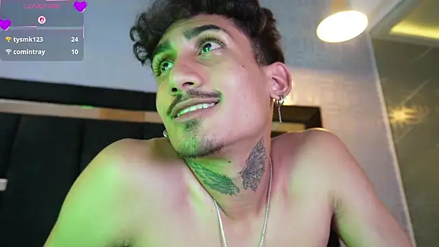 Živý XXX chat Dark_Eros_