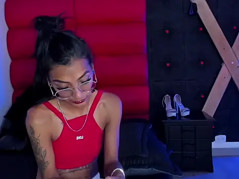 KarlaSlutSkinny__'s Live XXX Chat