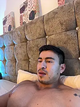 Chris_Clarck Chat XXX live