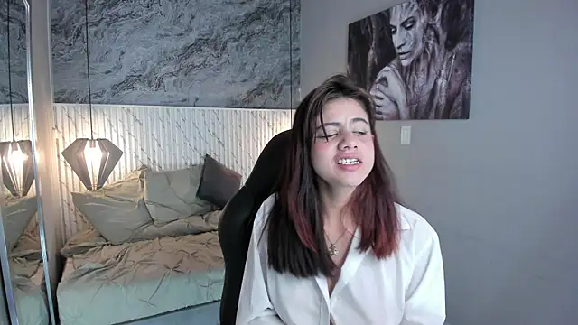 Julieth_brown_ Chat XXX in diretta