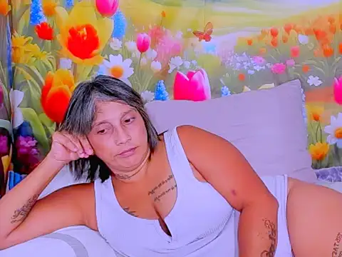 Онлайн чат XXX indianroxy