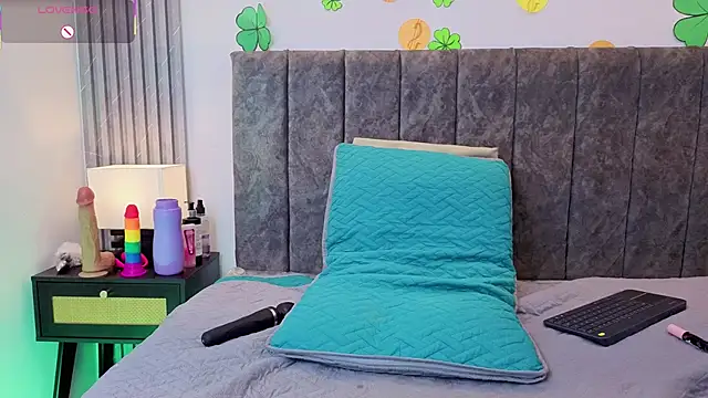 Živý XXX chat Ema_Stone65