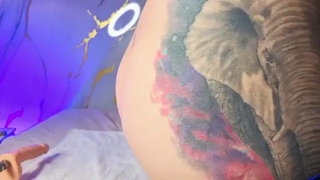 Scaarlettfoxn Live XXX chat