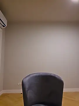 MiaRides19n Live XXX chat