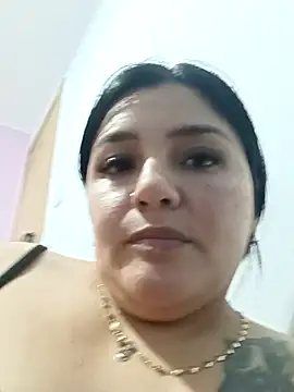 Laura-hotdirty Live XXX-chat