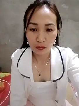 XXX chat uživo modela Thobaby112