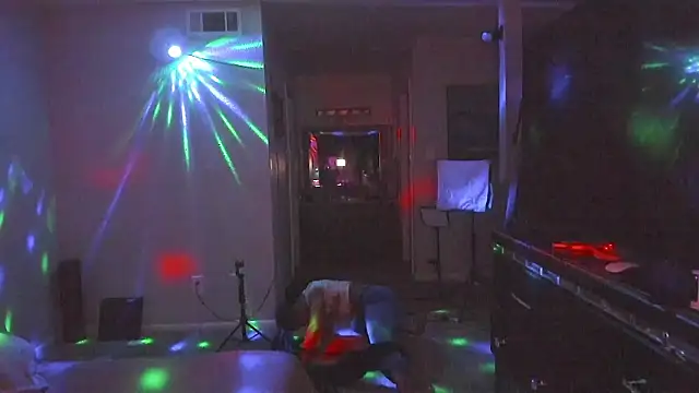 yiauana Chat XXX in diretta