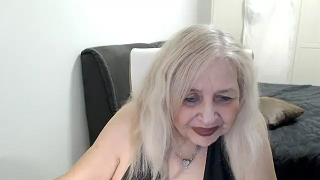 SusiLifeXXX Adlı Modelin Web Kamerası Şovu