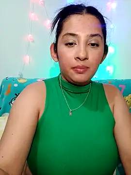 Chat +18 de VALENTINA_ROUSE_ ao vivo