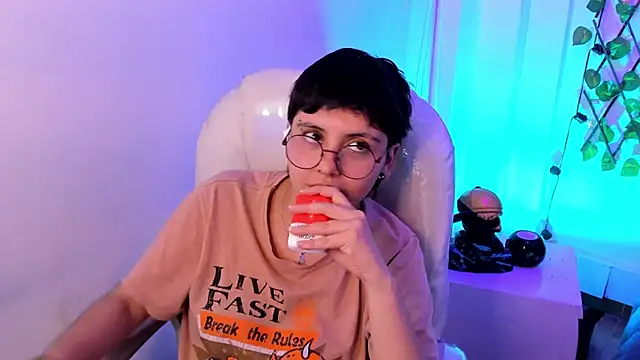 XXX chat uživo modela Nathaly_ds