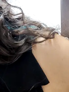 Živý XXX chat Bagiolett