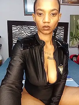 Živý XXX chat JANIELEE8XXXXX