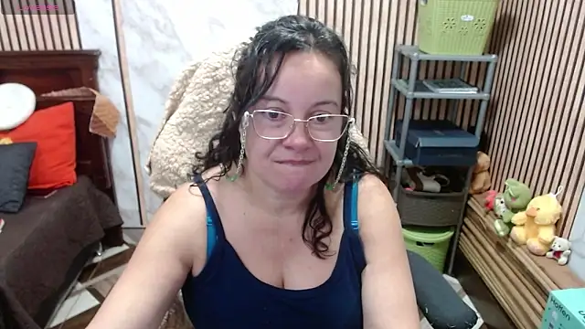 Sonialorens_ Chat XXX in diretta