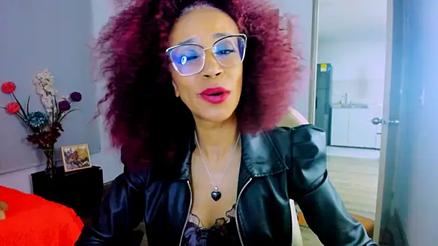 ScarlettMalbec Chat XXX in diretta