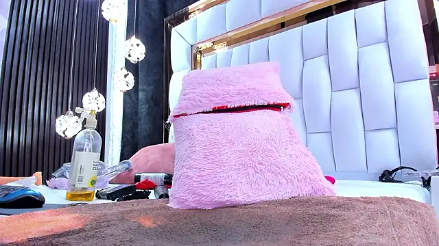 Sembang XXX Secara Langsung SarayRoyse