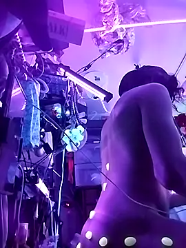 gurlnips: онлайн-секс-чат