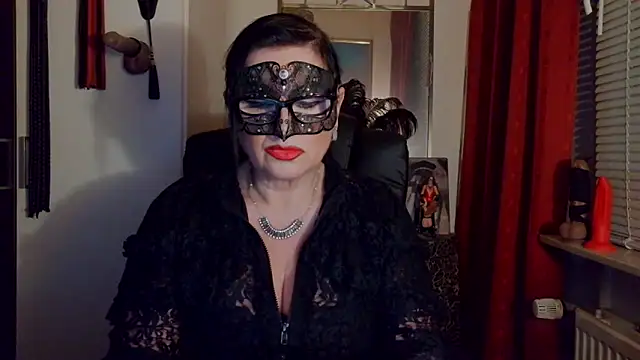 LadyMaxime511's Live XXX Chat