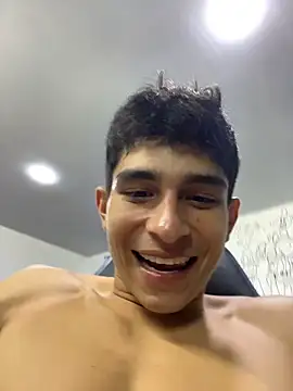 nic_2005 Live XXX Chat