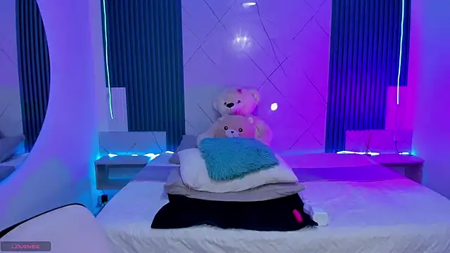 XXX chat uživo modela Shantall-blue