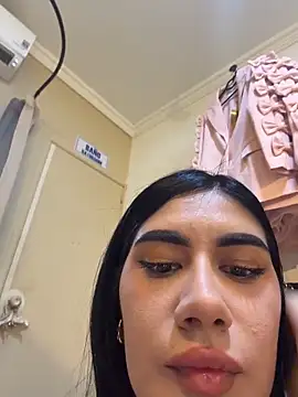 clarachanelricek 现场XXX聊天