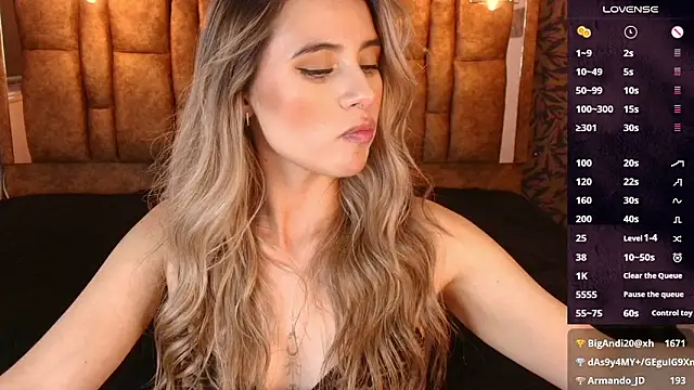 KiaraCarter: απευθείας συνομιλία ΧΧΧ