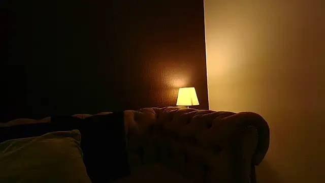 XXX chat uživo modela Megan__Honey