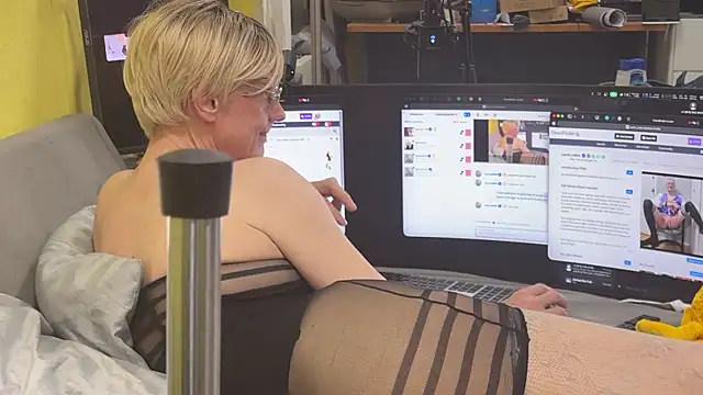 Lacht_Liden's Live XXX Chat