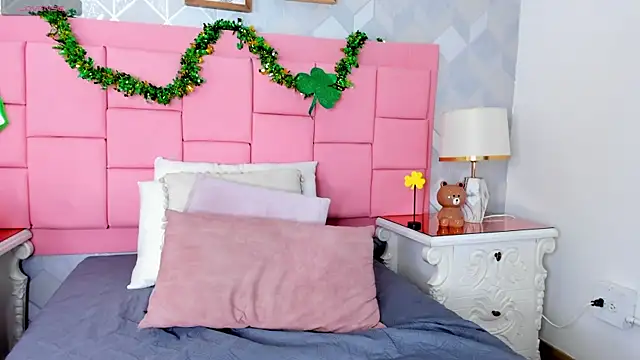 Chatroom XXX en direct de antonella_moon_1