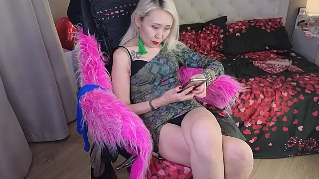 RoxalanaStar's Live XXX Chat