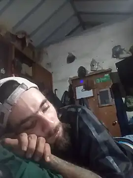 hairy_mannn: онлайн-секс-чат