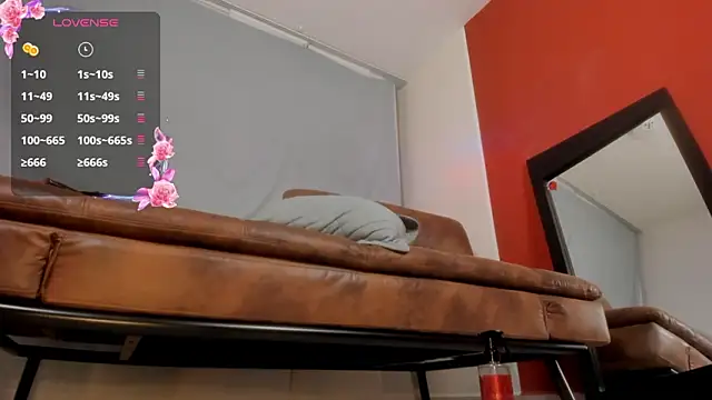 La_Diabla_111_: απευθείας συνομιλία ΧΧΧ