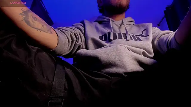 s_sven03 在線直播表演