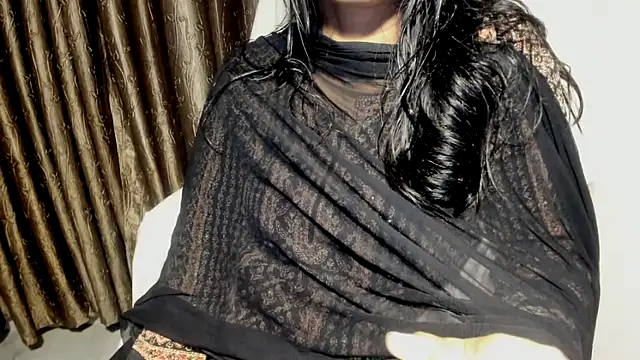 دردشة TheShyGirl_ الجنسية المباشرة